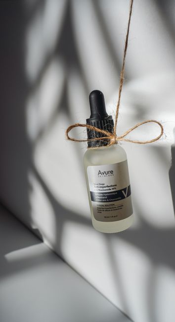 Flacon de sérum huileux avec pipette